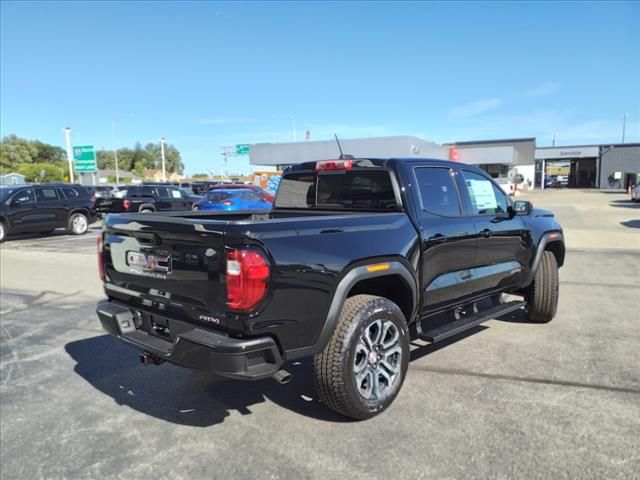 2024 GMC Canyon 4WD AT4