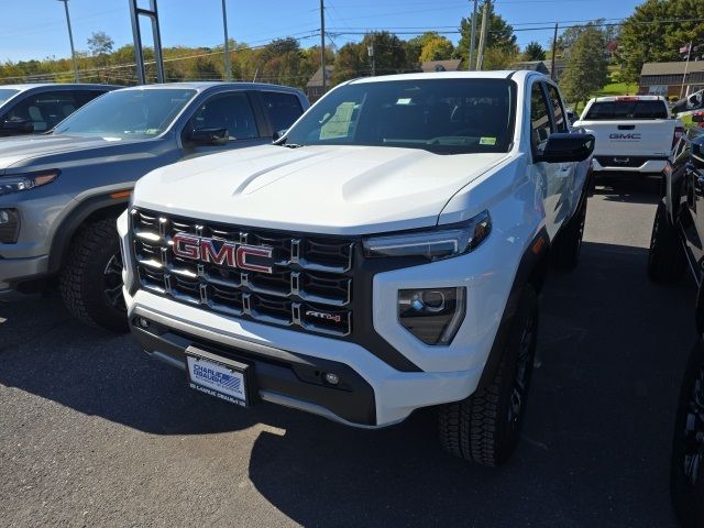 2024 GMC Canyon 4WD AT4