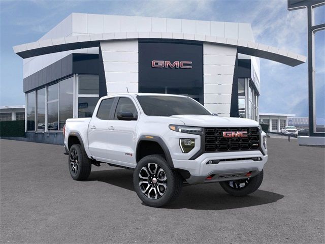 2024 GMC Canyon 4WD AT4