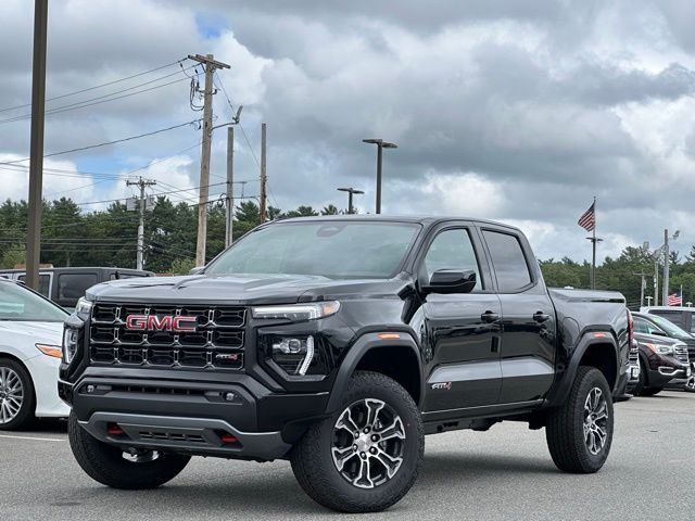 2024 GMC Canyon 4WD AT4