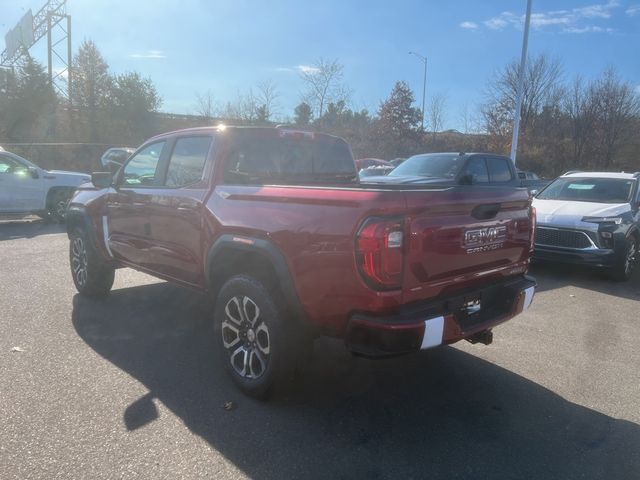 2024 GMC Canyon 4WD AT4