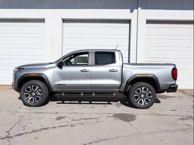 2024 GMC Canyon 4WD AT4