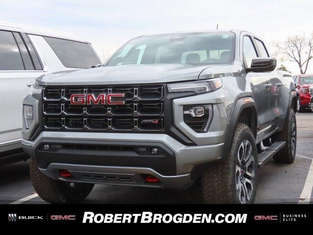 2024 GMC Canyon 4WD AT4