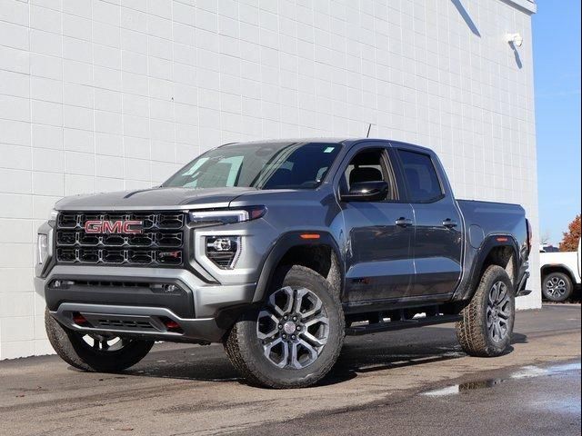 2024 GMC Canyon 4WD AT4