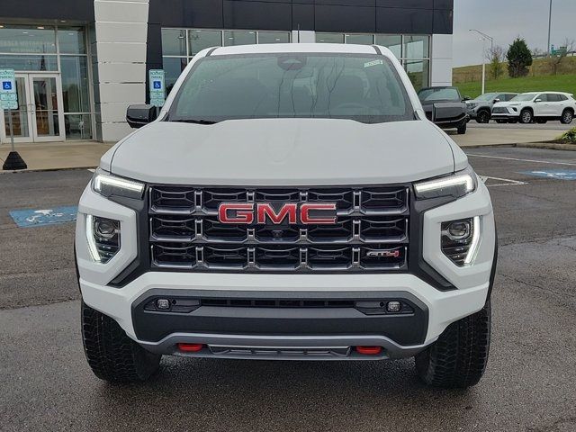 2024 GMC Canyon 4WD AT4