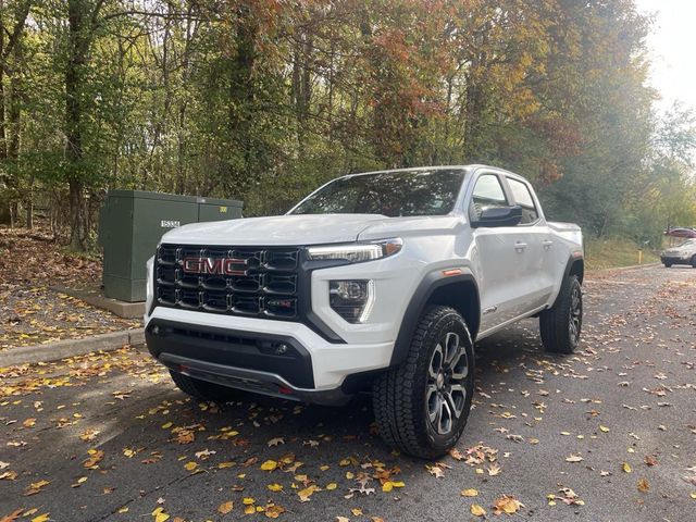 2024 GMC Canyon 4WD AT4