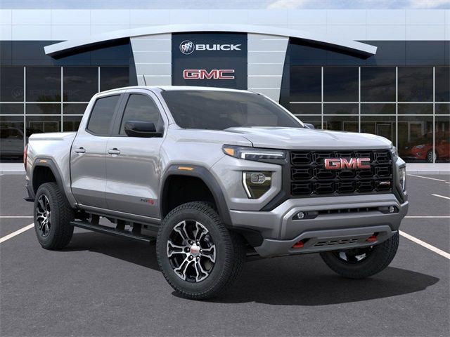 2024 GMC Canyon 4WD AT4