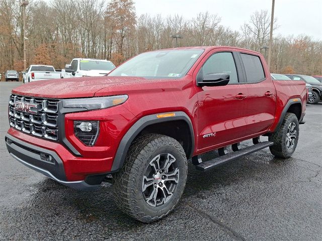 2024 GMC Canyon 4WD AT4