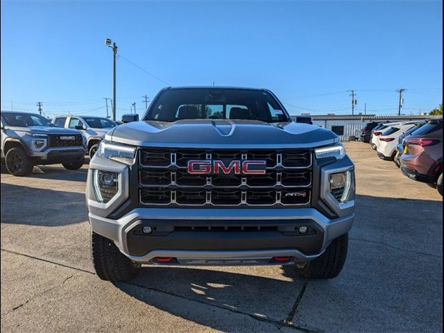 2024 GMC Canyon 4WD AT4