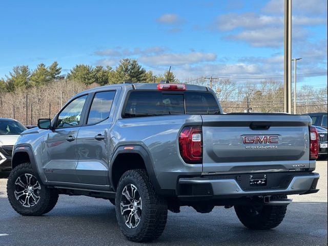 2024 GMC Canyon 4WD AT4