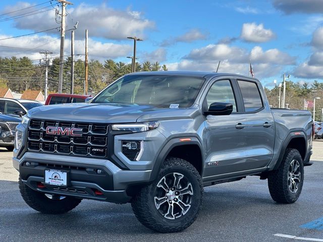 2024 GMC Canyon 4WD AT4