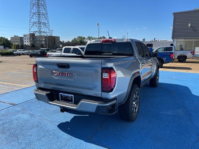 2024 GMC Canyon 4WD AT4