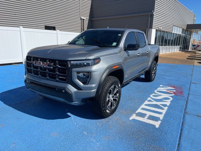 2024 GMC Canyon 4WD AT4