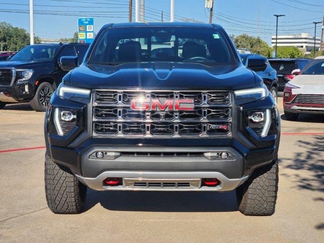 2024 GMC Canyon 4WD AT4