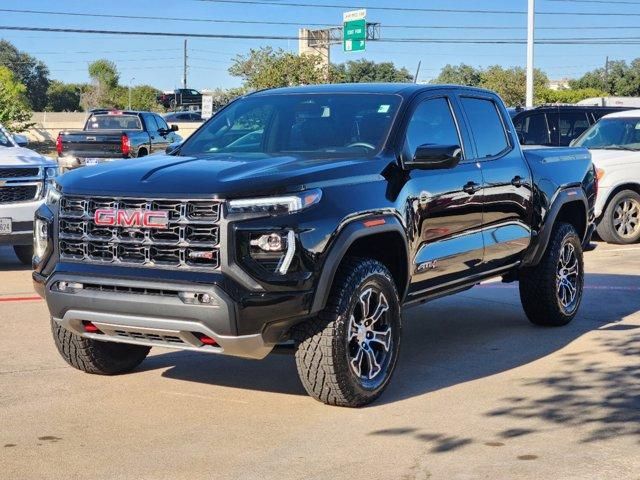 2024 GMC Canyon 4WD AT4