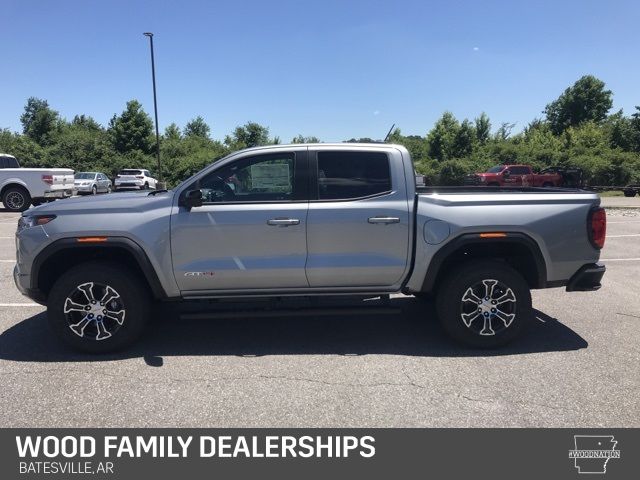 2024 GMC Canyon 4WD AT4