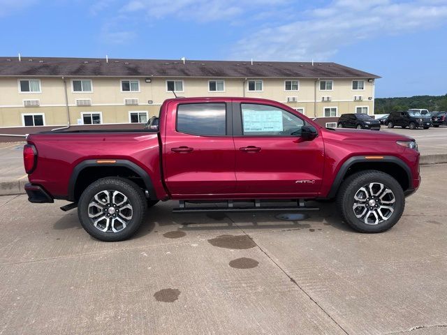 2024 GMC Canyon 4WD AT4