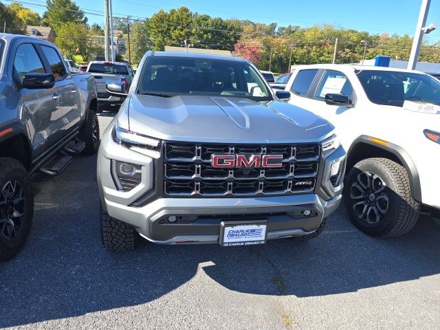 2024 GMC Canyon 4WD AT4