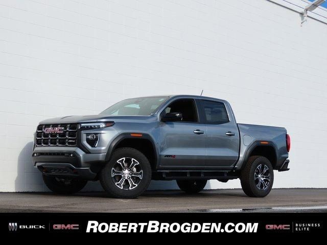 2024 GMC Canyon 4WD AT4