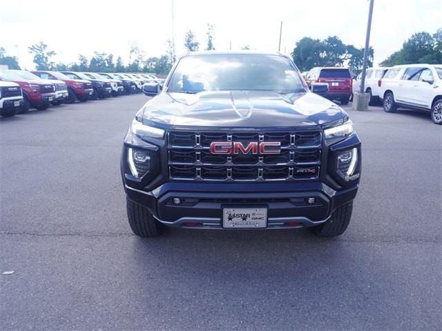 2024 GMC Canyon 4WD AT4