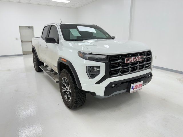 2024 GMC Canyon 4WD AT4