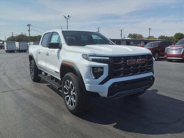 2024 GMC Canyon 4WD AT4