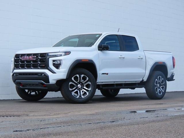 2024 GMC Canyon 4WD AT4