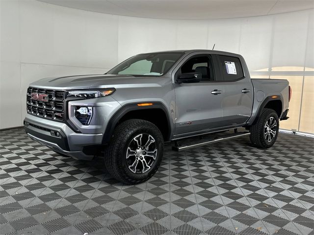 2024 GMC Canyon 4WD AT4