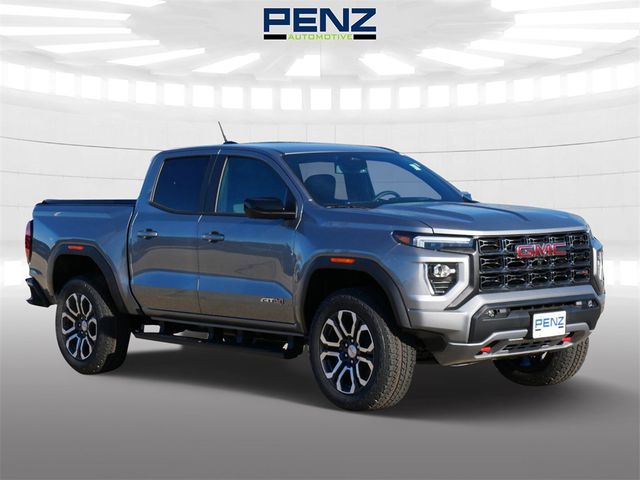 2024 GMC Canyon 4WD AT4