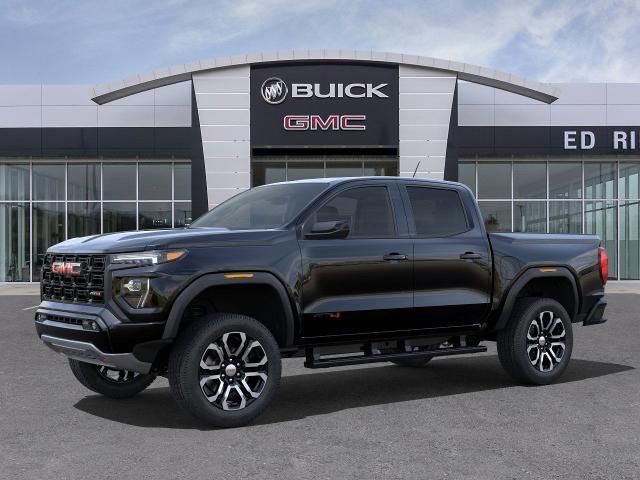 2024 GMC Canyon 4WD AT4