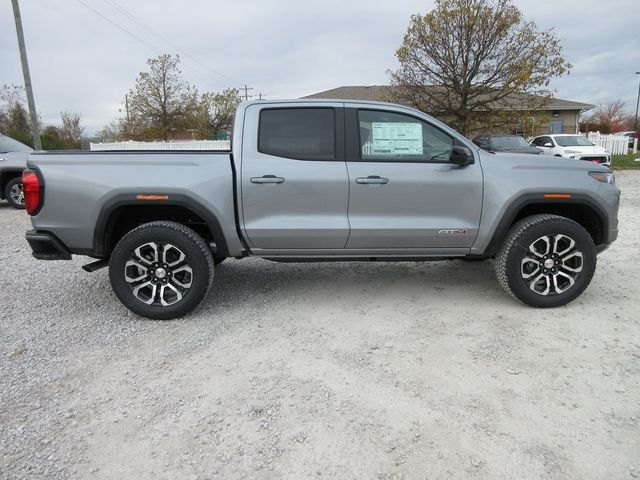 2024 GMC Canyon 4WD AT4