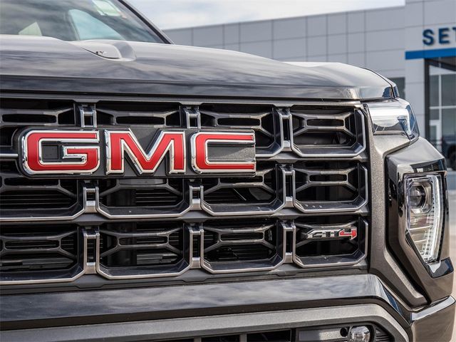 2024 GMC Canyon 4WD AT4