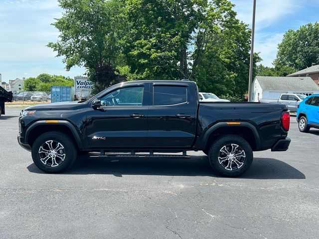 2024 GMC Canyon 4WD AT4