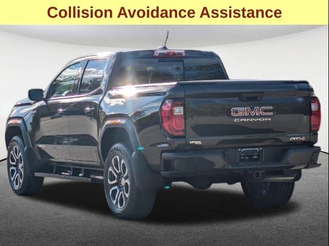 2024 GMC Canyon 4WD AT4