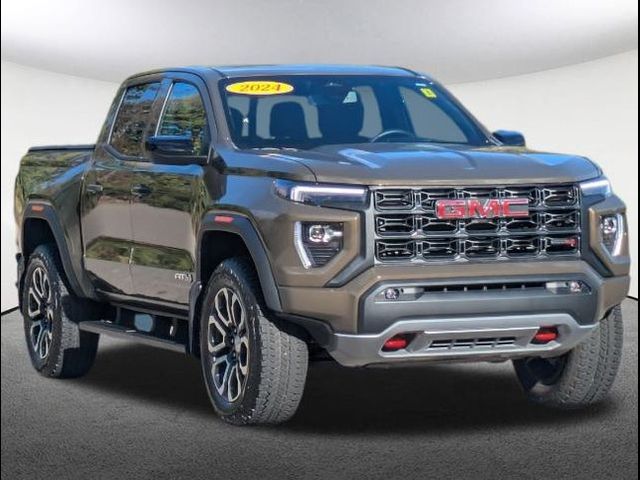 2024 GMC Canyon 4WD AT4