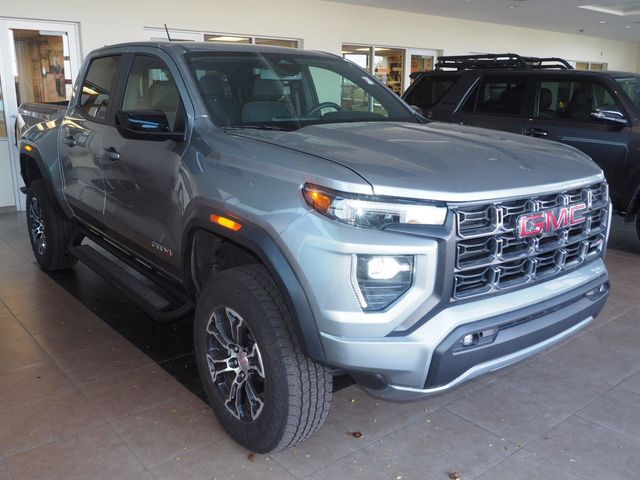 2024 GMC Canyon 4WD AT4