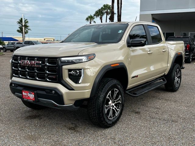 2024 GMC Canyon 4WD AT4