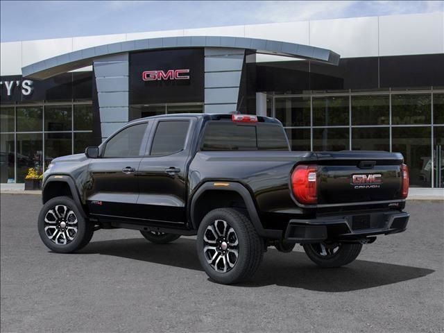 2024 GMC Canyon 4WD AT4