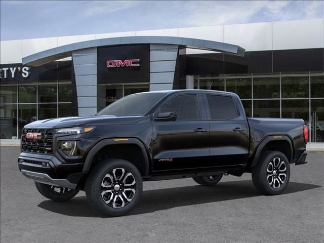 2024 GMC Canyon 4WD AT4