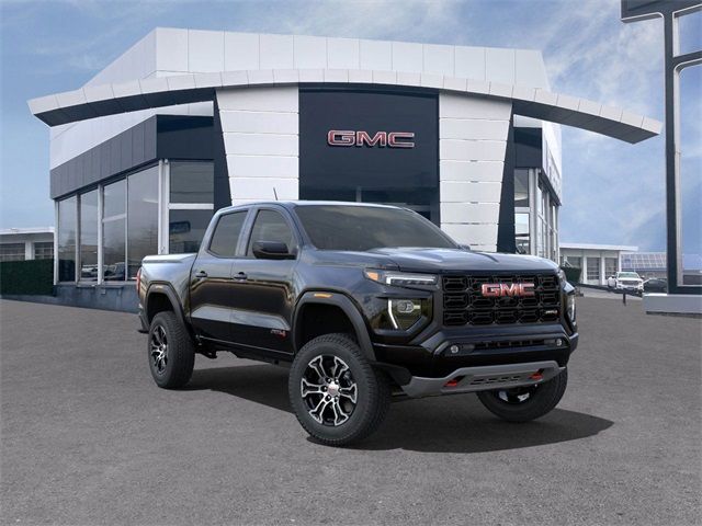 2024 GMC Canyon 4WD AT4