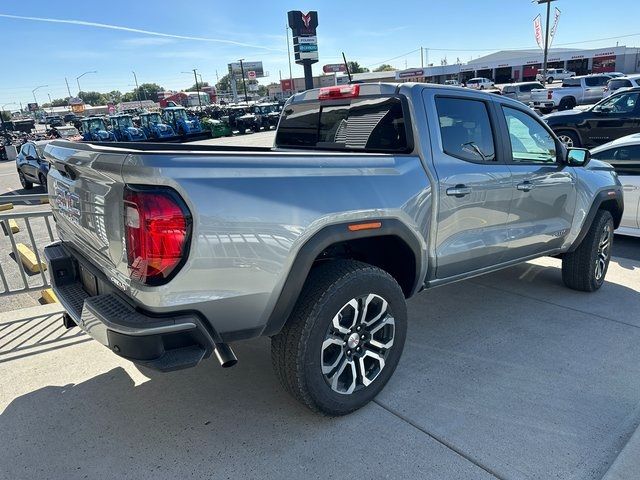 2024 GMC Canyon 4WD AT4