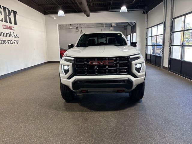 2024 GMC Canyon 4WD AT4