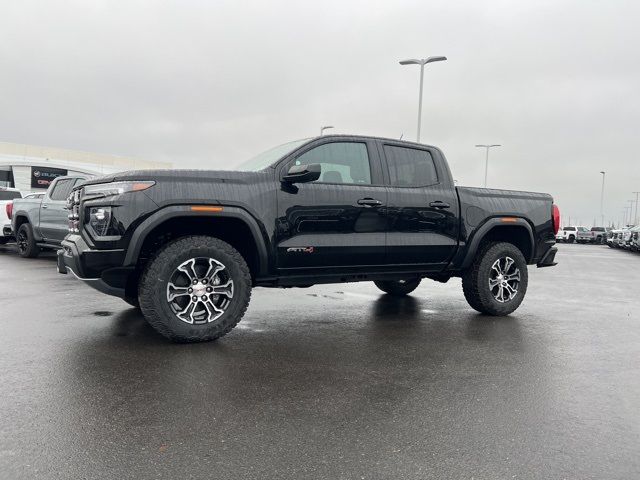 2024 GMC Canyon 4WD AT4