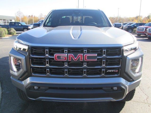 2024 GMC Canyon 4WD AT4