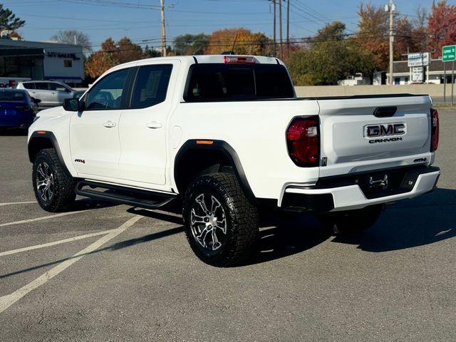 2024 GMC Canyon 4WD AT4