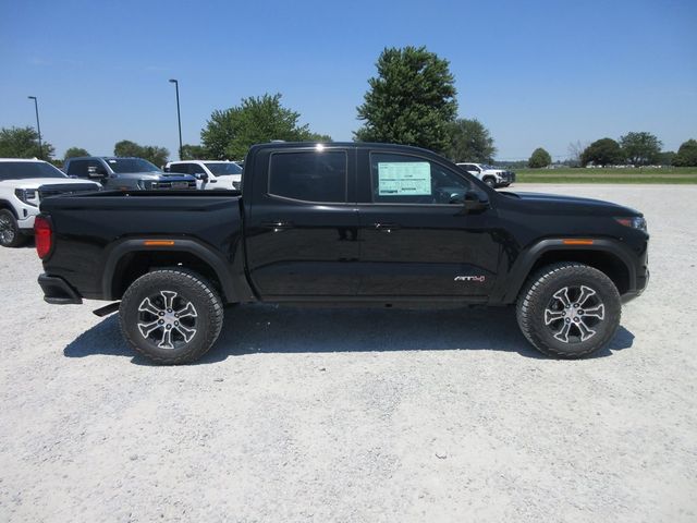 2024 GMC Canyon 4WD AT4