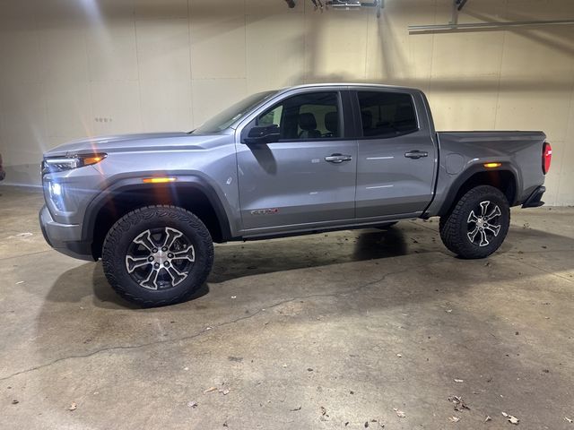 2024 GMC Canyon 4WD AT4