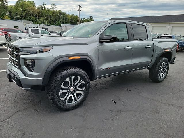 2024 GMC Canyon 4WD AT4