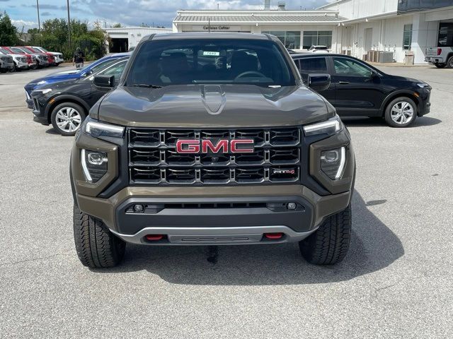 2024 GMC Canyon 4WD AT4