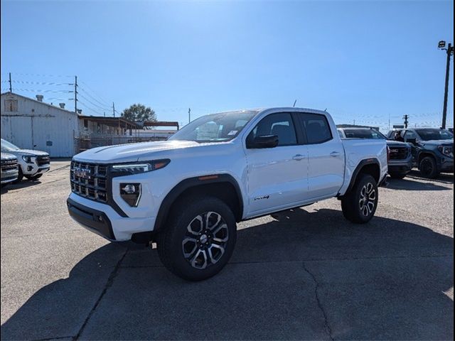 2024 GMC Canyon 4WD AT4